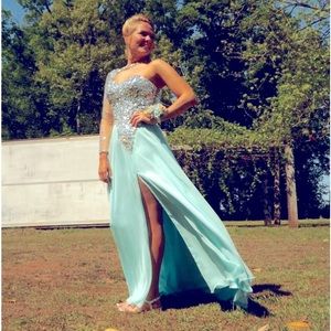 Designer Mac Duggal Ball Gown